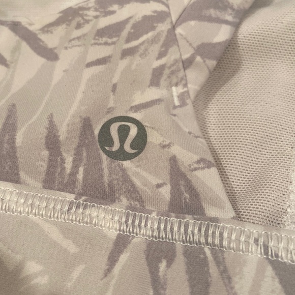 Lululemon White Palm Leaves Criss Cross Lightly Lined Sports Bra - Picture 4 of 6